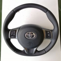 Руль Toyota Yaris